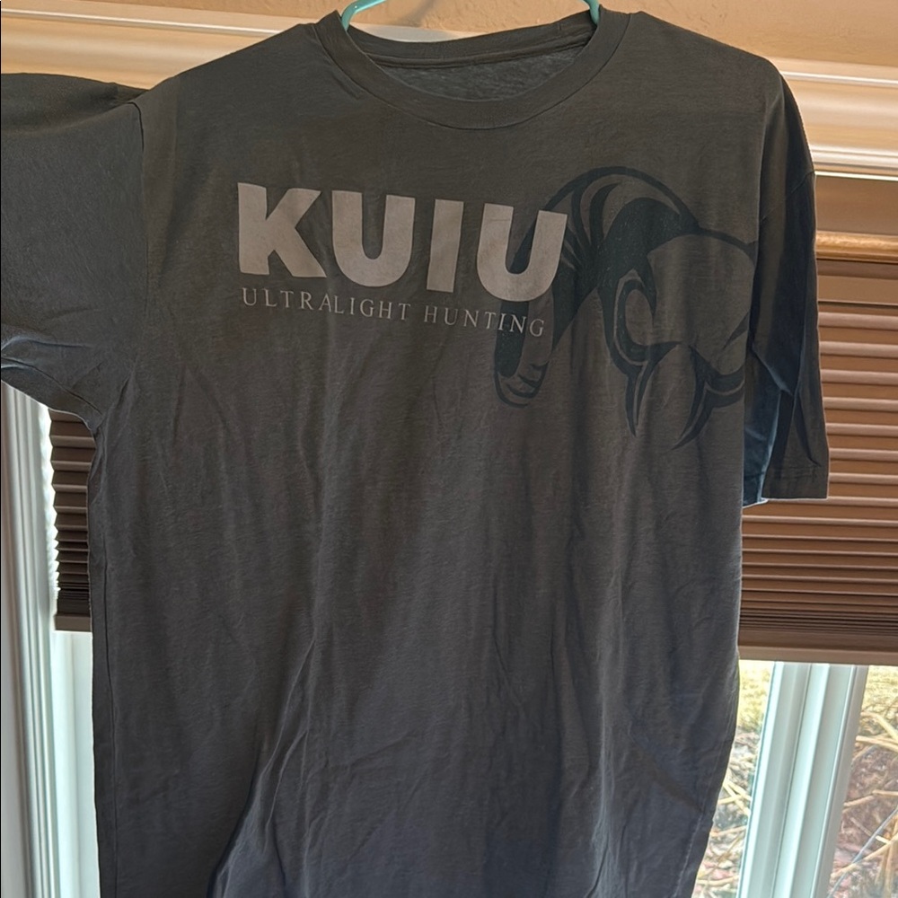 KUIU Men's Gray T-Shirt
